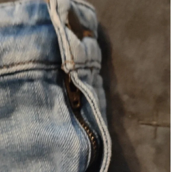 Joe’s Jeans Collector's Edition The Olivia Crop Flare Jeans - Picture 11 of 11